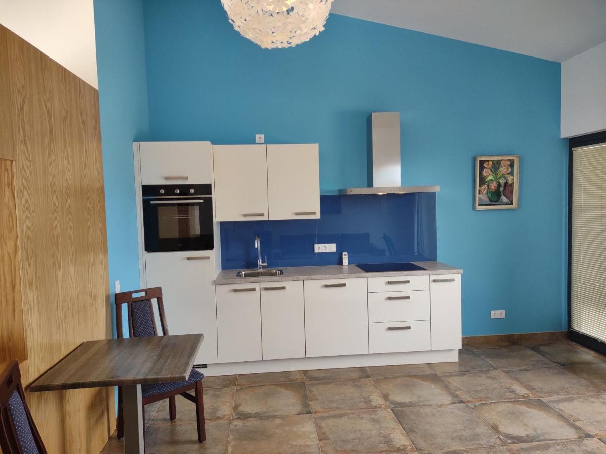 Suites Sunny Hill Монкарапашо Екстериор снимка